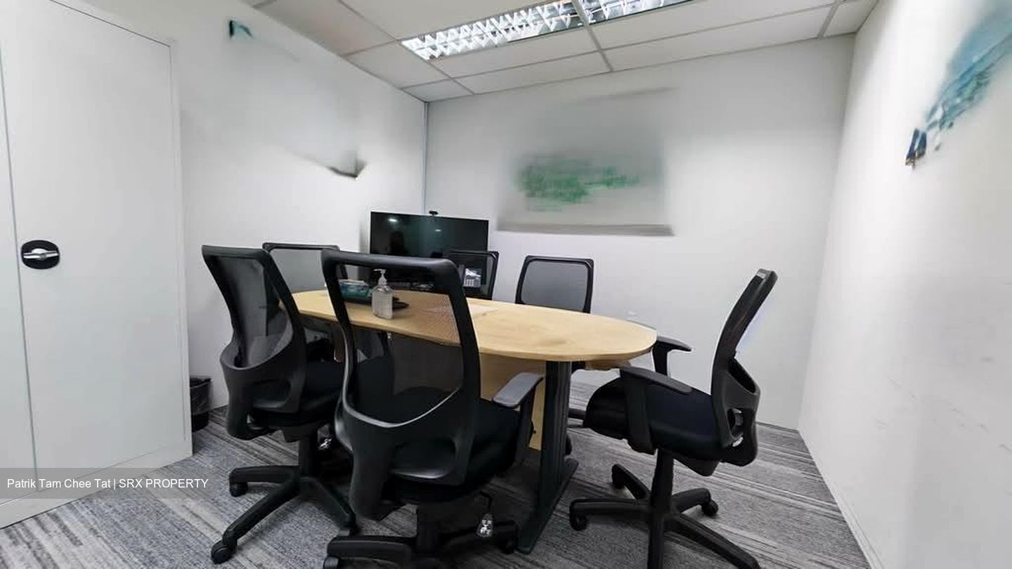 The Adelphi (D6), Office #605341911